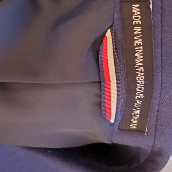 Tommy Hilfiger 2 pc Suit - Picture 5 of 9